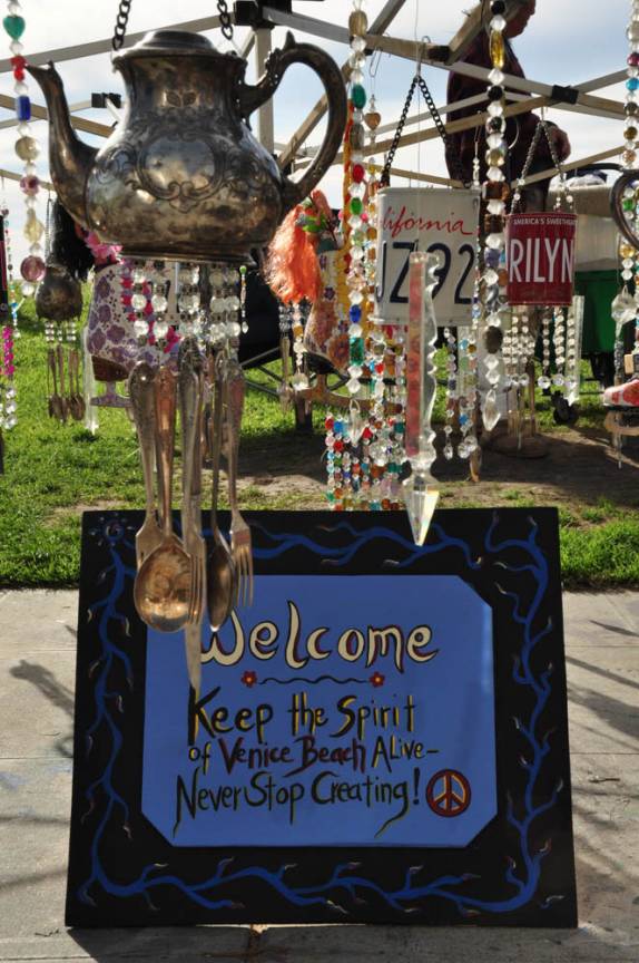 Chegando à Venice Beach, em Los Angeles, na Califórnia - EUA